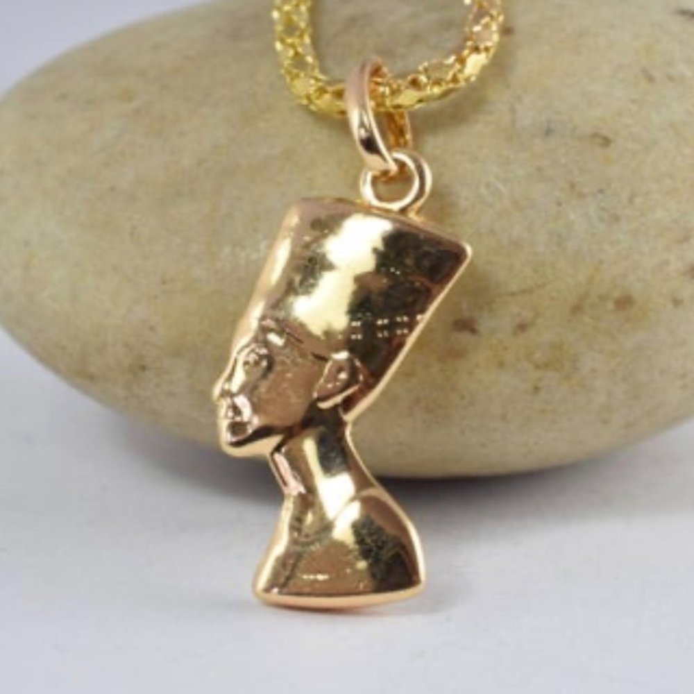 Gold Filled Queen Nefertiti Pendant 2x2
